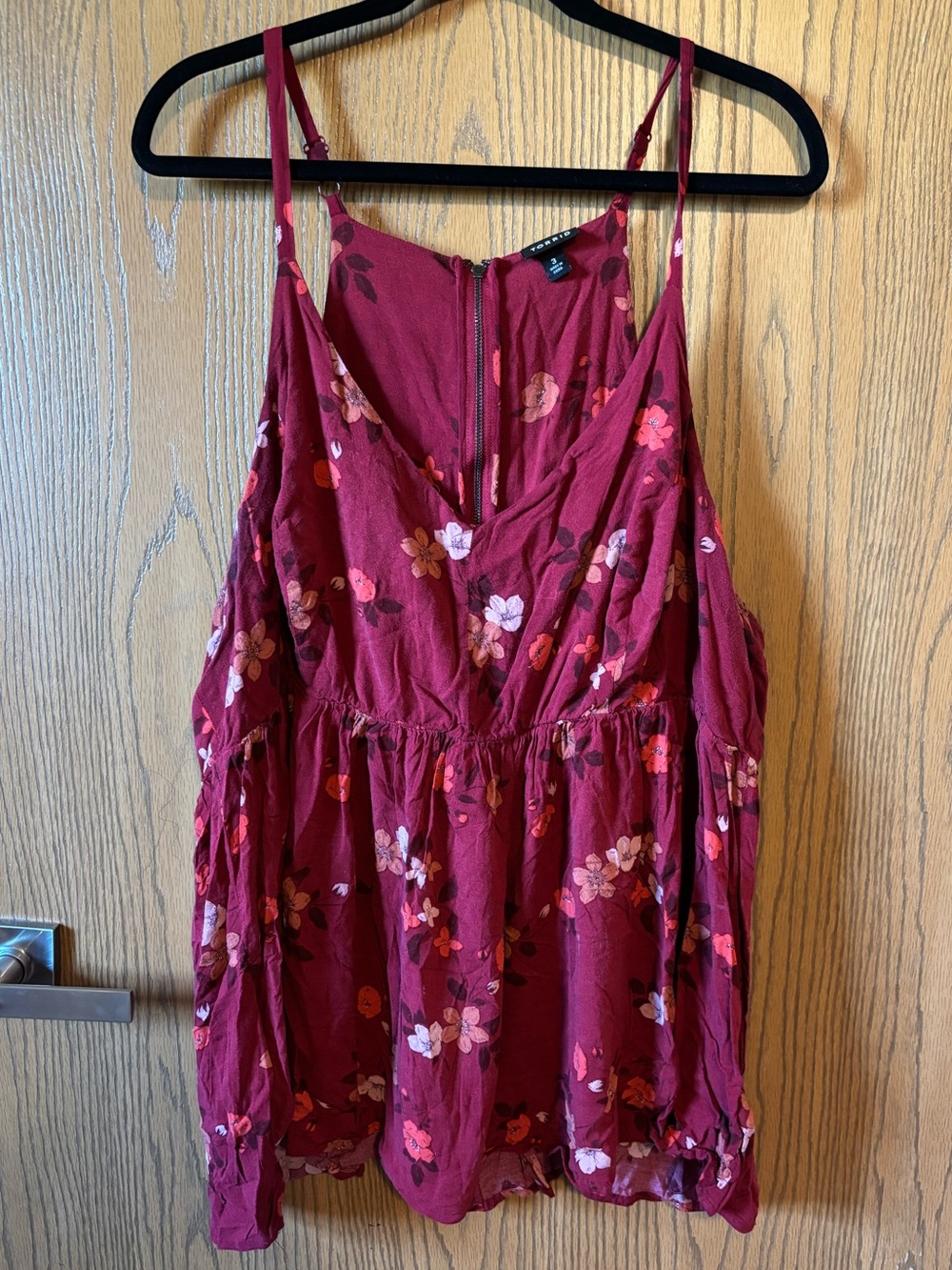 torrid Burgundy Floral V-Neck Tank with Back Zip detail